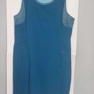 Columbia Teal Performance Top with Heathered Trim